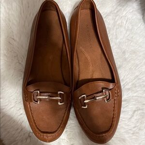 AEROSOLES Women's Tan Loafers with Silver Accent